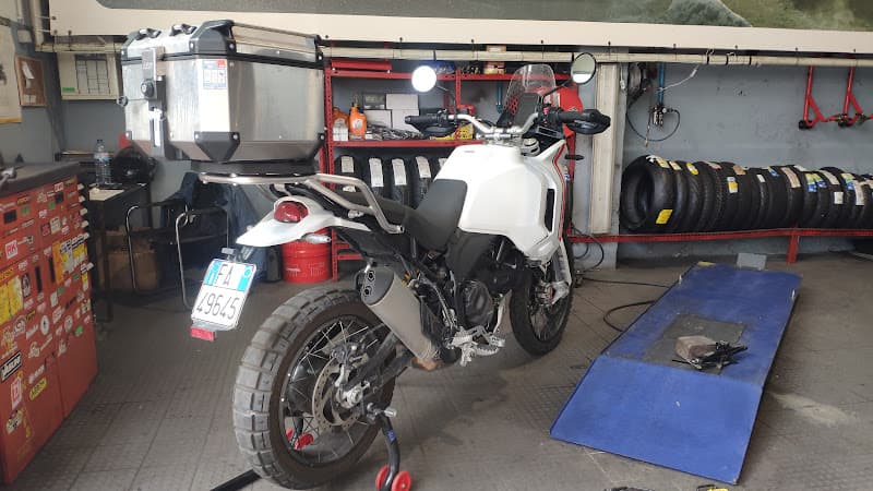 Garagem da Lapa - Pneus e Motas- Firststop