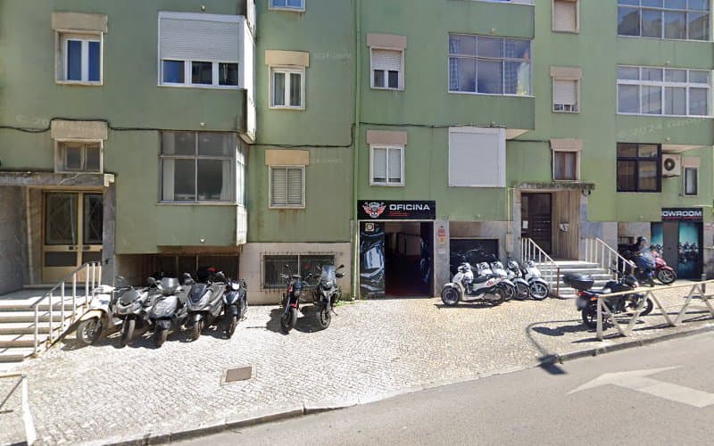 Oficina de Reparação de Motas Street Luck