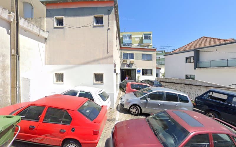 Local Motor - Reparação Auto E Motos, Lda